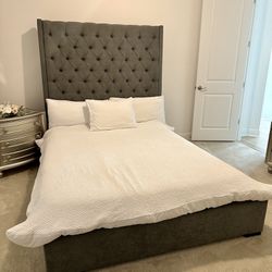 Queen Bed w/ New Mattress