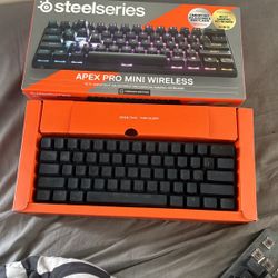 Apex Pro Mini Wireless 