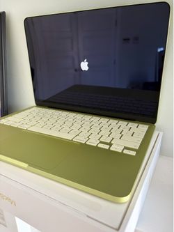 New macbook neo 256GB citrus yellow/green ($699 retail)