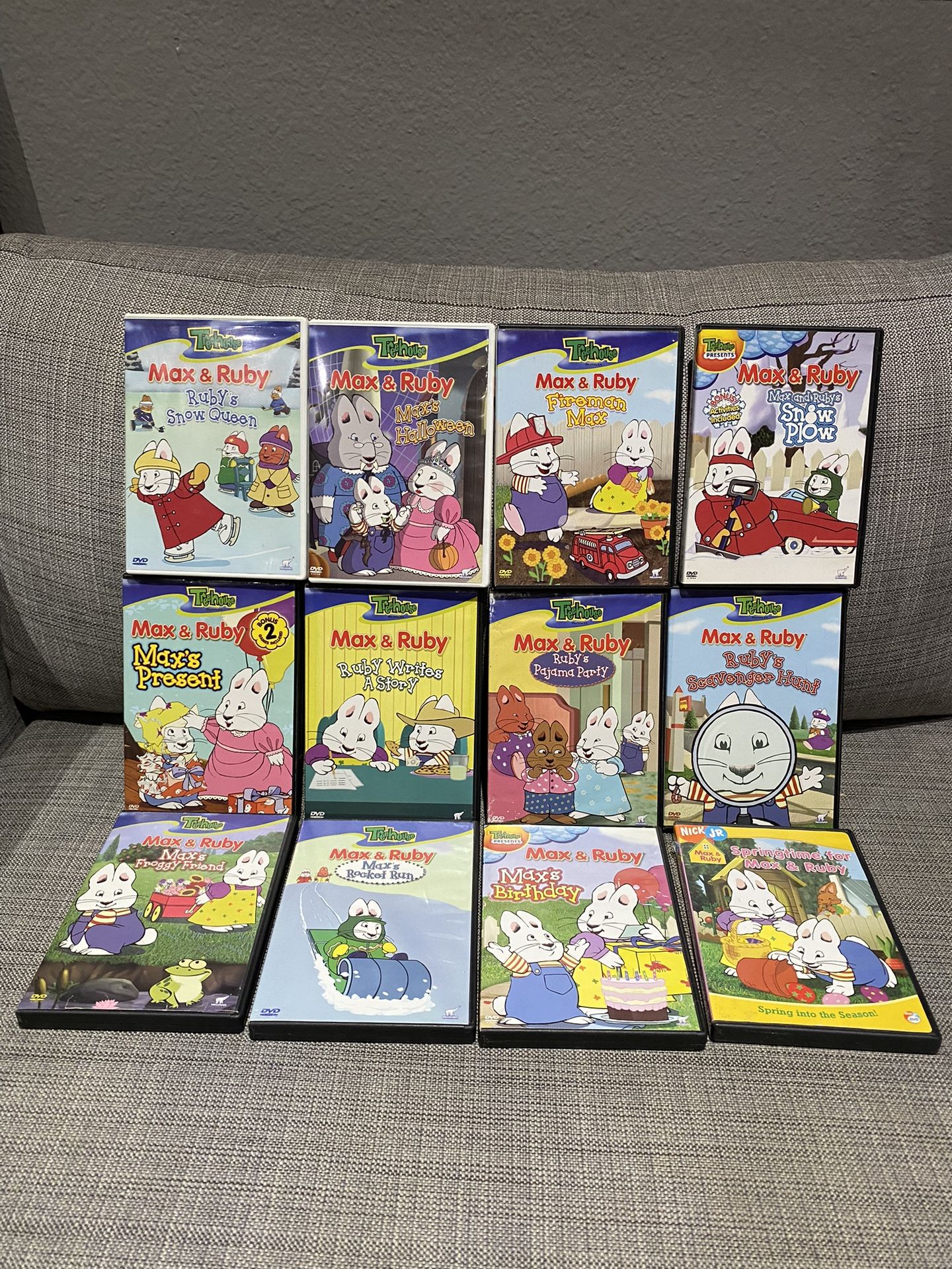 Lot of 12 Max & Ruby DVD