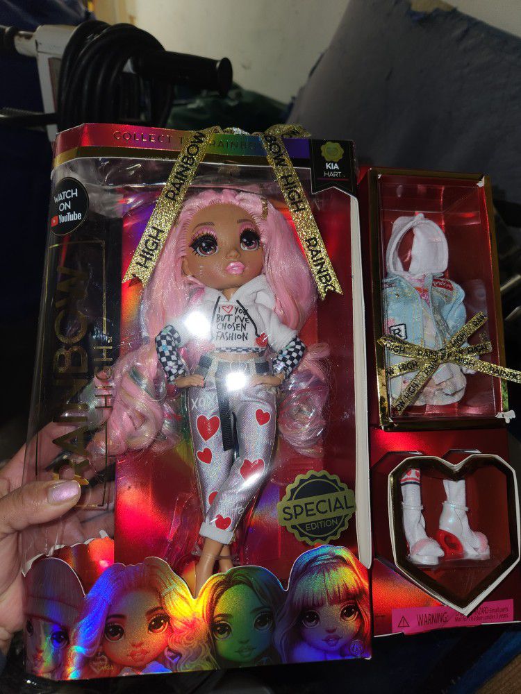 rainbow high doll new in box