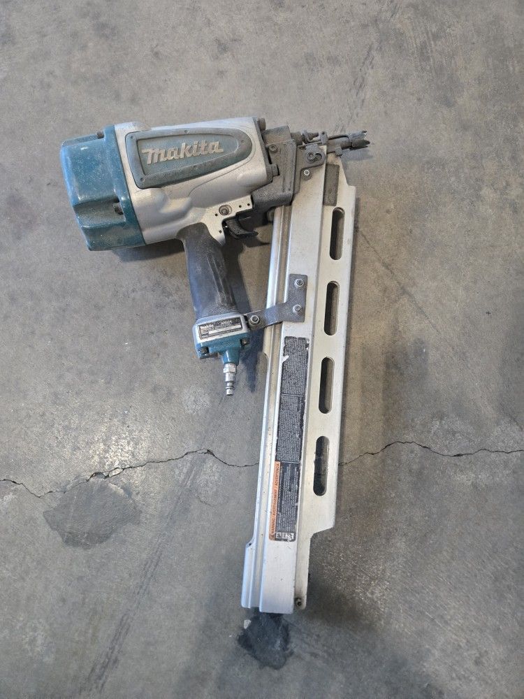 Makita Framing Nail Gun (Please Read Description)
