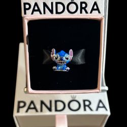 Pandora Stitch Charm 