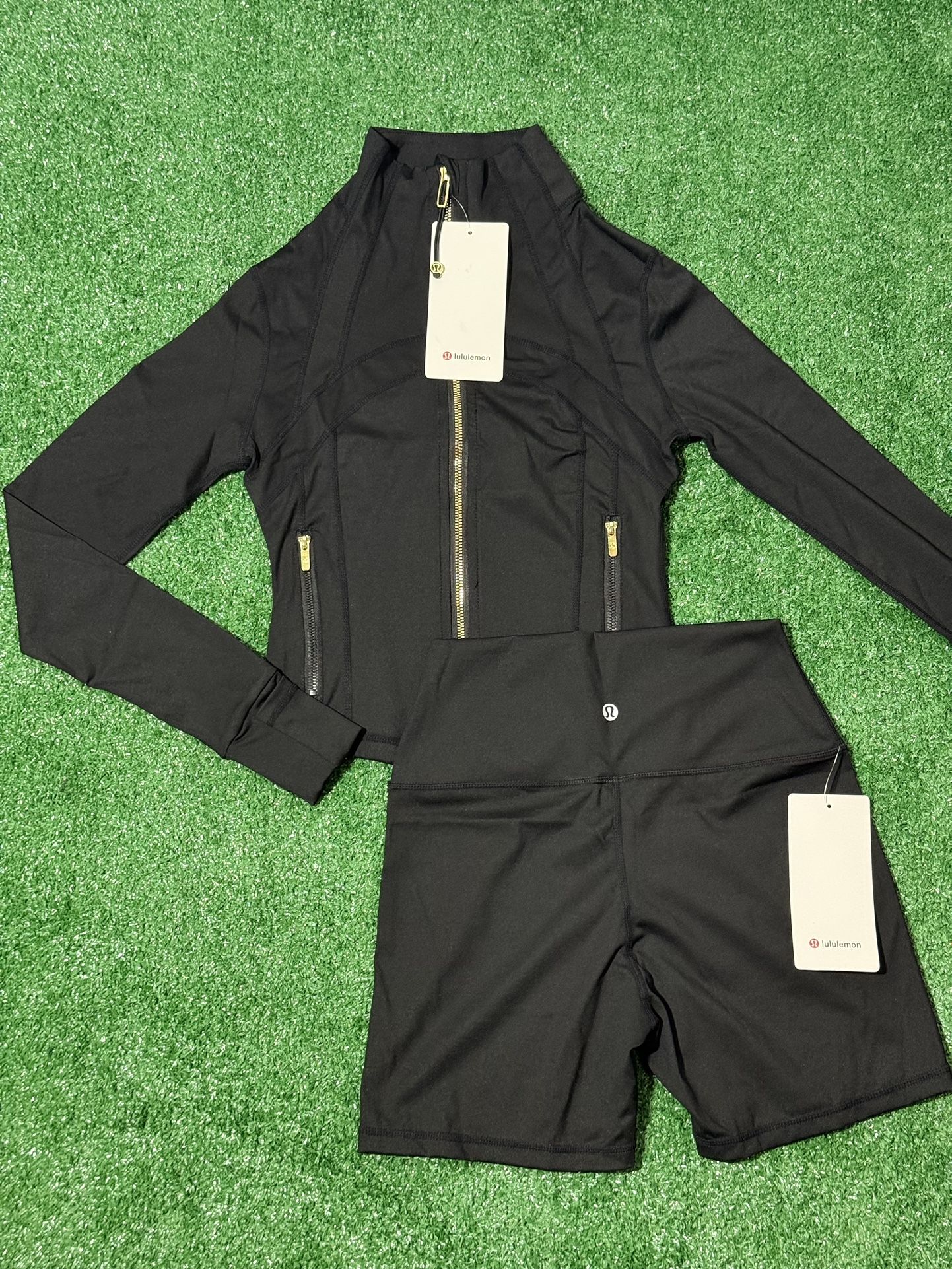 Black Lululemon cropped Jacket And Shorts Set🖤