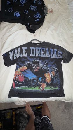 Valley Dreams Football T-Shirt Size M