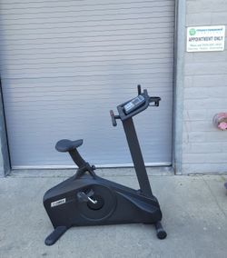 CYBEX 700C UPRIGHT BIKE