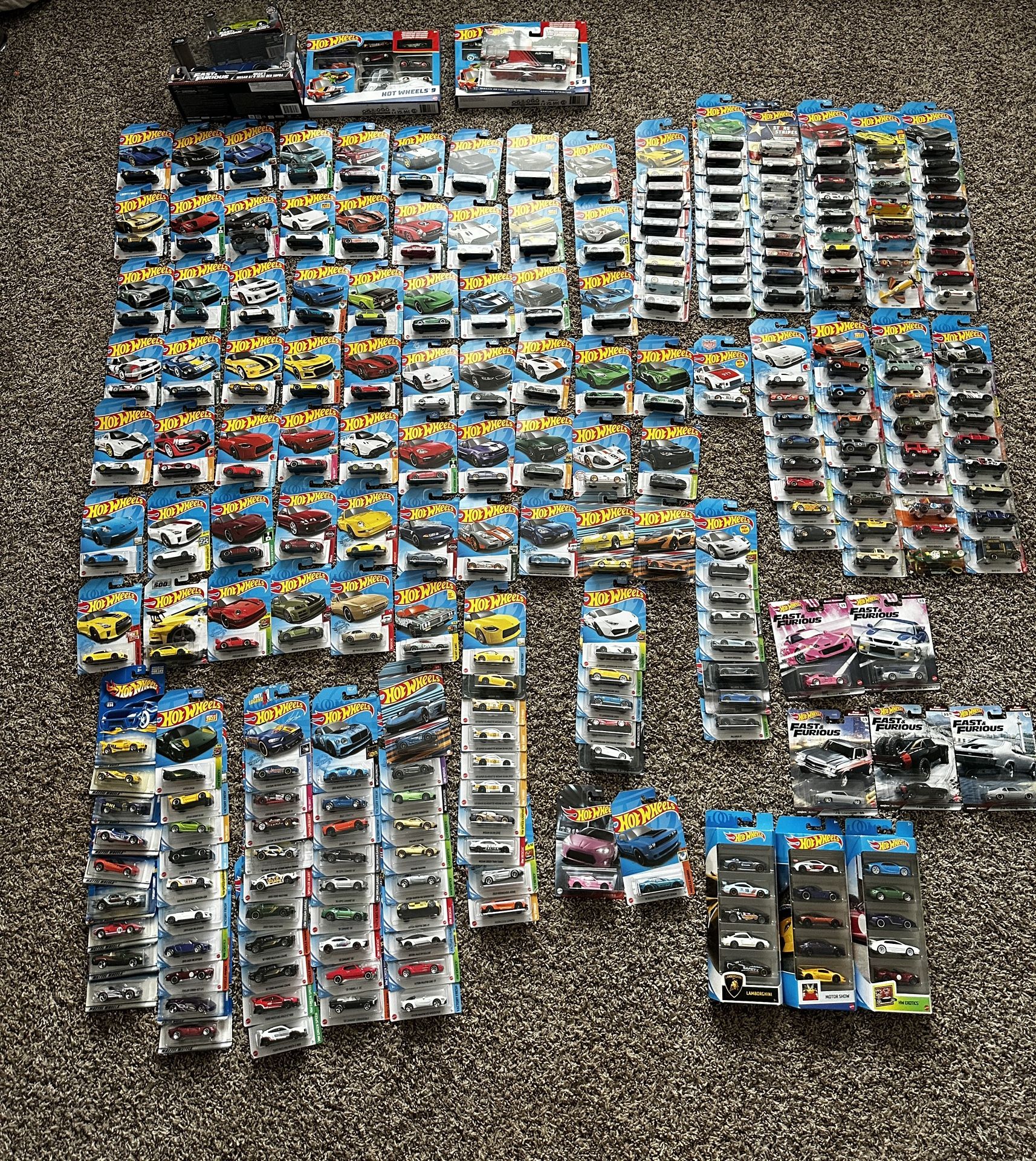 Selling My Hot wheels Collection