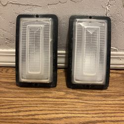 77-78 Dodge Truck Grille Lights Amber 