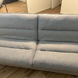 New Futon hardly used