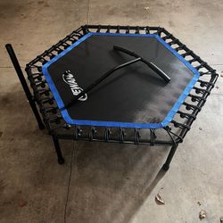 Trampoline 