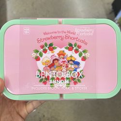 NWT Strawberry Shortcake Bento Box Bundle
