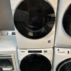 Whirpool Front Load Washer & Dryer Set 