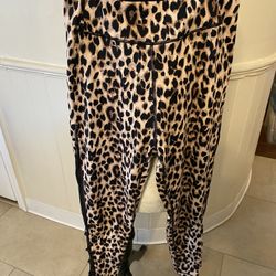 Victoria Secret Animal Print Leggings With Black On The Side Size 12