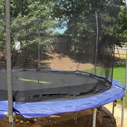 Free Trampoline-Needs New Mat