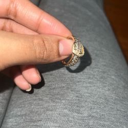 14k Gold Diamond Ring.