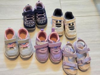 Toddler shoes size 7