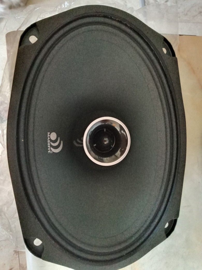 Massive Pro Audio 6 x 9 2 Way Speakers New