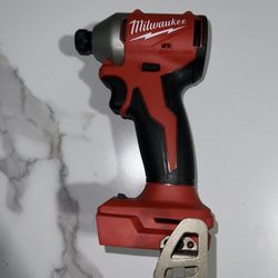 Milwaukee Fuel Surge  Impact (NEW)