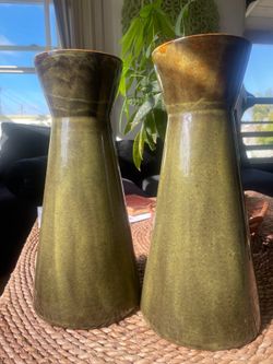 Oribe ware Japanese vases
