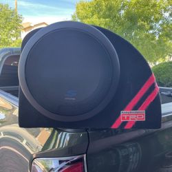 Custom Fiberglass Subwoofer Enclosure. $350 OBO