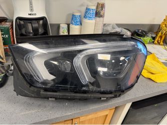 2023 Mercedes Benz gle53 driver side headlight