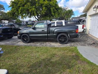 2004 GMC Sierra