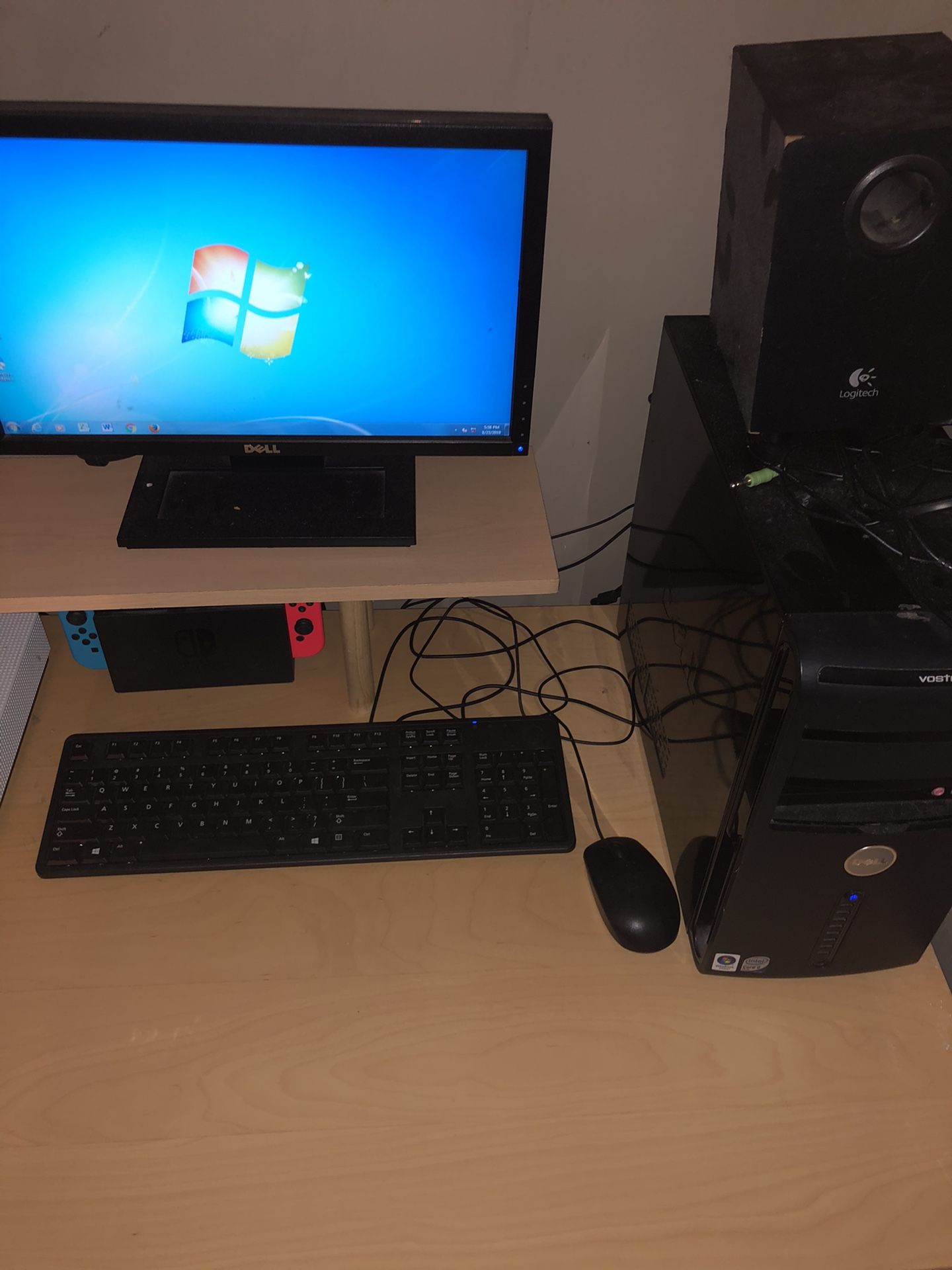 Desktop Computer. Dell Vostro 200