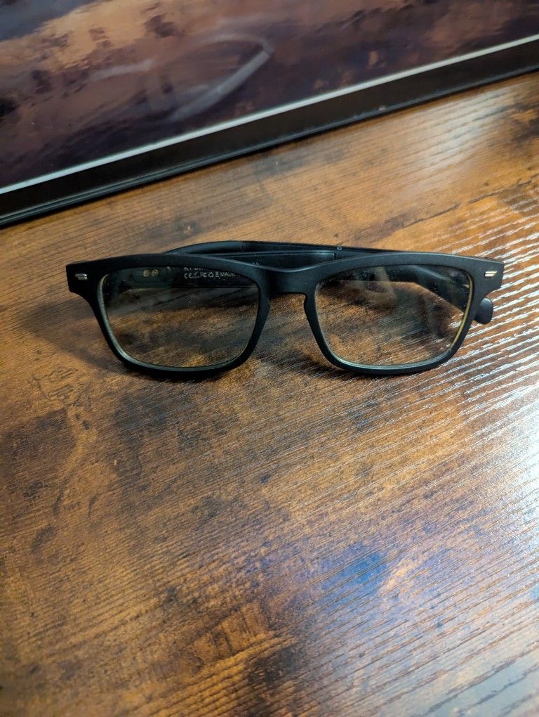 Blue Tooth Glasses