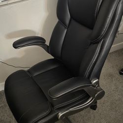 COLAMY High-Back Executive Office Chair – Leather, Ergonomic – Excellent Condition – $100