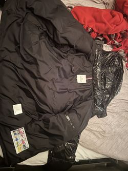 moncler black puffer jacket XL