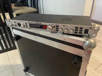 Professional studio Vocal effects unit (message to buy)