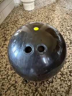15 lb used Brunswick spare bowling ball