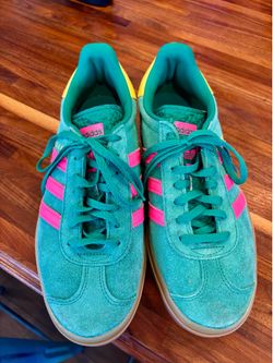Women’s Adidas Gazelle Platform Sneakers Size 7 Green/Pink