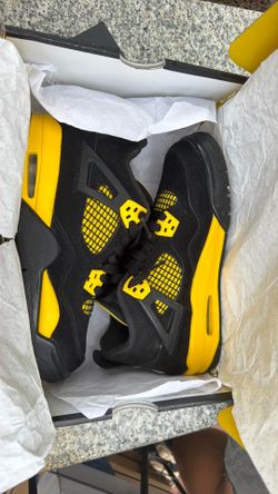 Jordan 4 yellow thunder