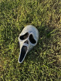 Bedazzled scream halloween mask