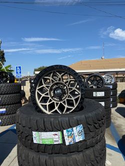 RIMS DWG H108 MODEL 17X9 6X139 OFFSET -12'MM ➖ with (4) NEW tires LT 265/70/17 CROSSWIND MT