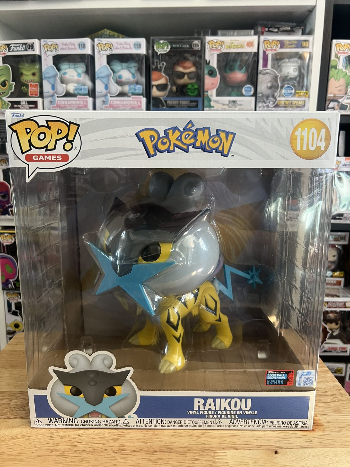 NEW IN HAND LE JUMBO Raikou Funko Pop 1104 Games Pokemon NYCC Electric Legendary