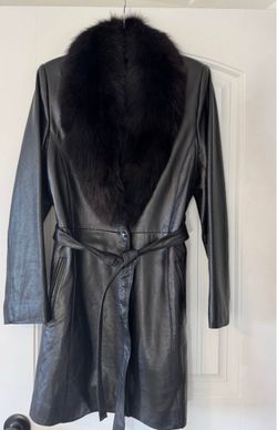 Kasper Black Leather Coat with Fur Collara