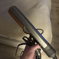 Dyson Airstrait 