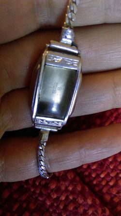 Vintage casing bracelet memento