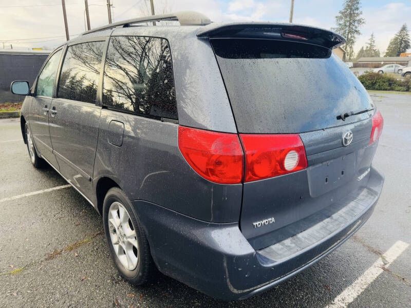 2006 Toyota Sienna