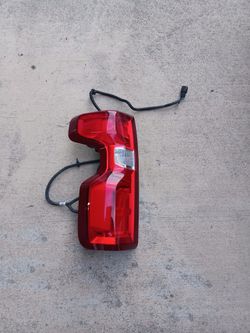 2020-25 Silverado Taillight 
