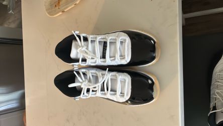 Jordan 11s