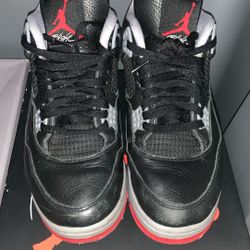 Size 10.5 Jordan 4 
