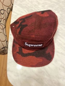 Supreme red camo hat