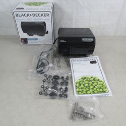 Black & Decker Spacemaker Under Cabinet Can Opener C0100B NEW


