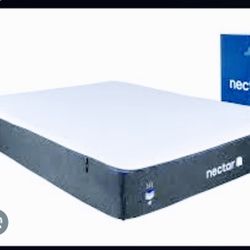 Queen Mattress Excellent Condition 