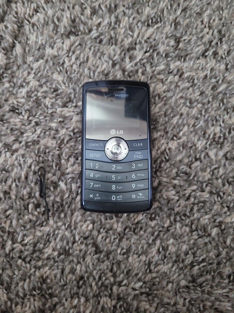 Verizon LG Nv3 Fully Working, No Charger.