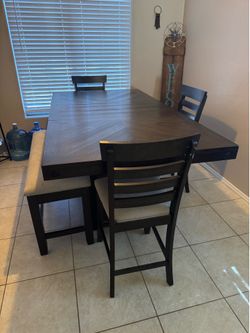 Kitchen table