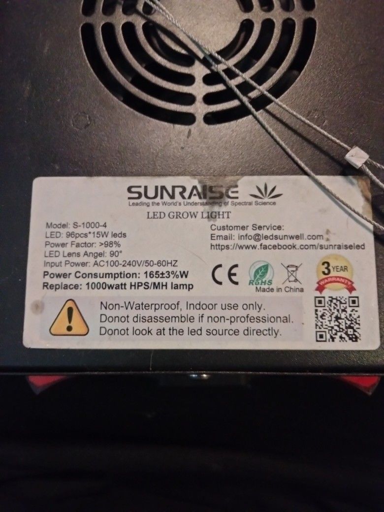 Sun Raise Melody Grow Light Model S1000-4